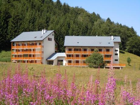 Studio Au Calme Face Aux Montagnes Dans Station De Ski La Morte Exterior photo